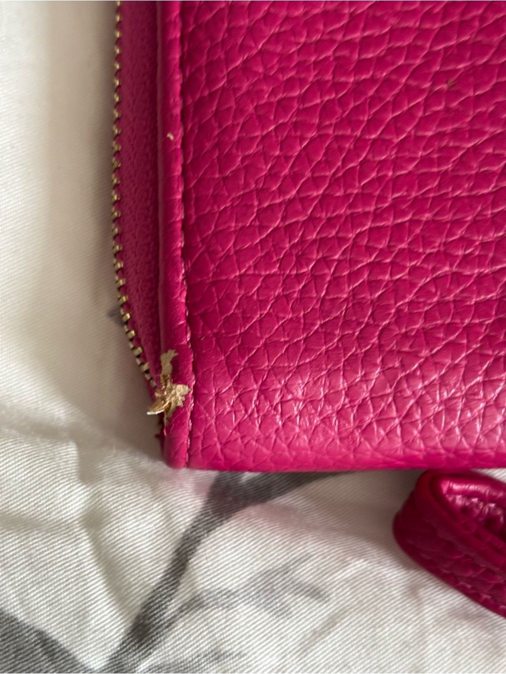 Pink Wallet - Picture 6 of 7